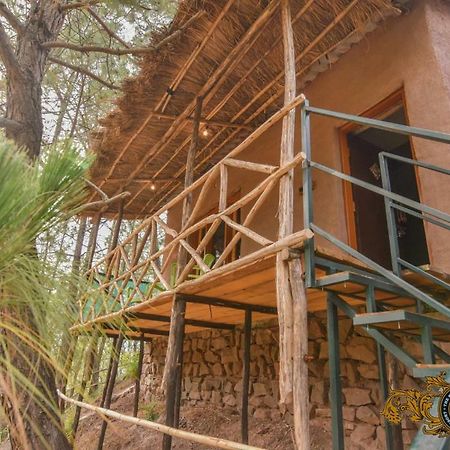 The Mud-House Resort Kasauli Exterior foto