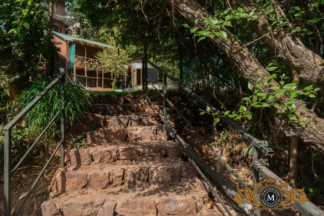 The Mud-House Resort Kasauli Exterior foto